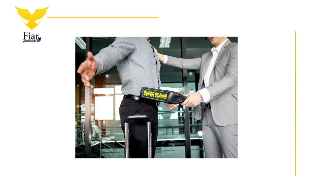 % فیدار آروند سپاهان استفاده از تجهیزات بازرسی بدن با طراحی مناسب میتواند از منظر حفظ حریم خصوصی به تعادل مناسبی بین کارایی بازرسی و حقوق فردی برقرار کند.